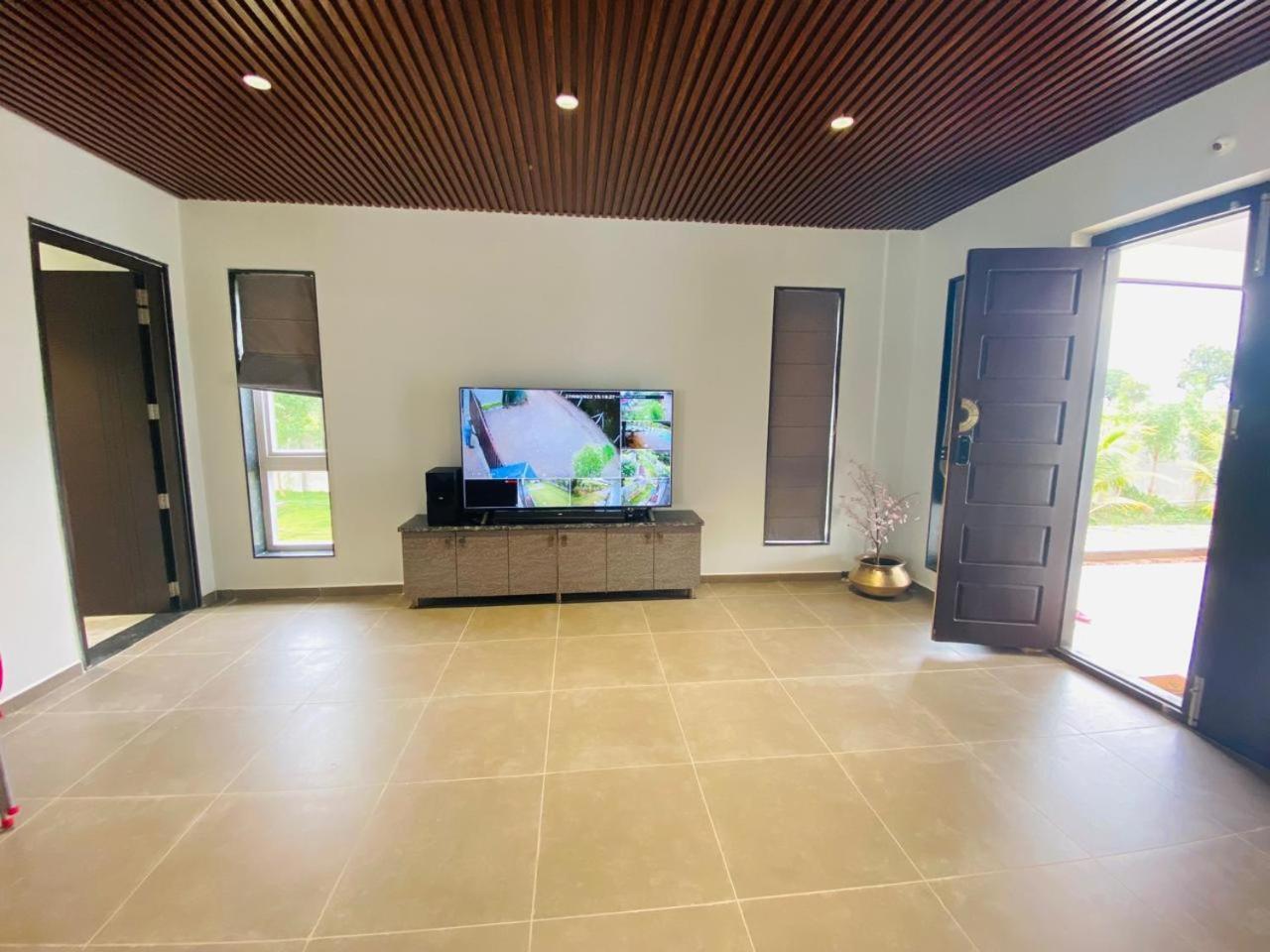 V R Farms Exotic Villa Venkatapur Exterior photo