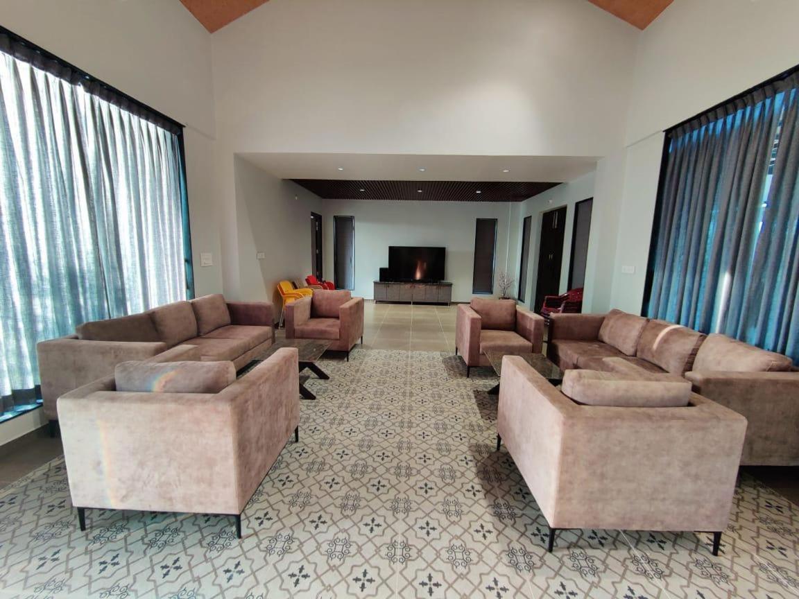 V R Farms Exotic Villa Venkatapur Exterior photo