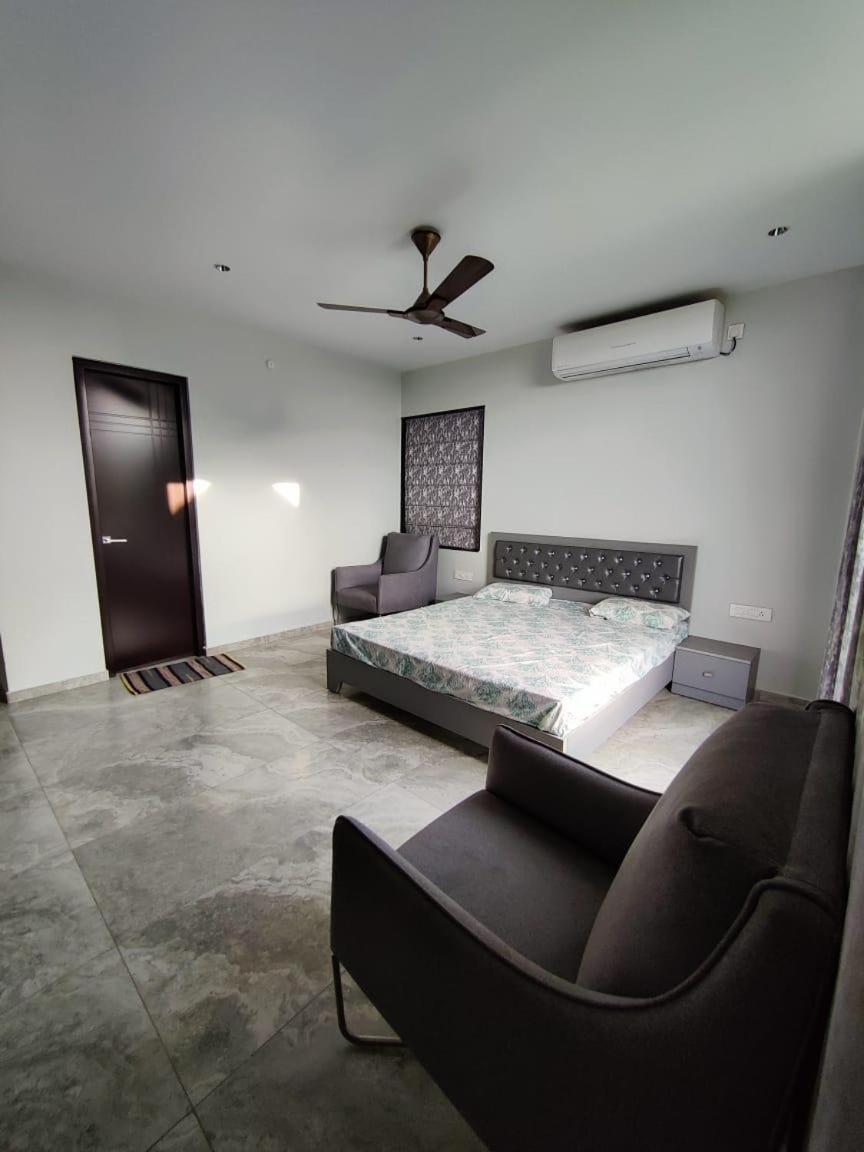 V R Farms Exotic Villa Venkatapur Exterior photo